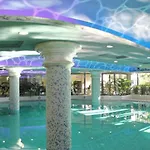 Balneario オロペサ・デル・マール