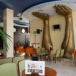 Balneario أوروبيسا ذيل مار